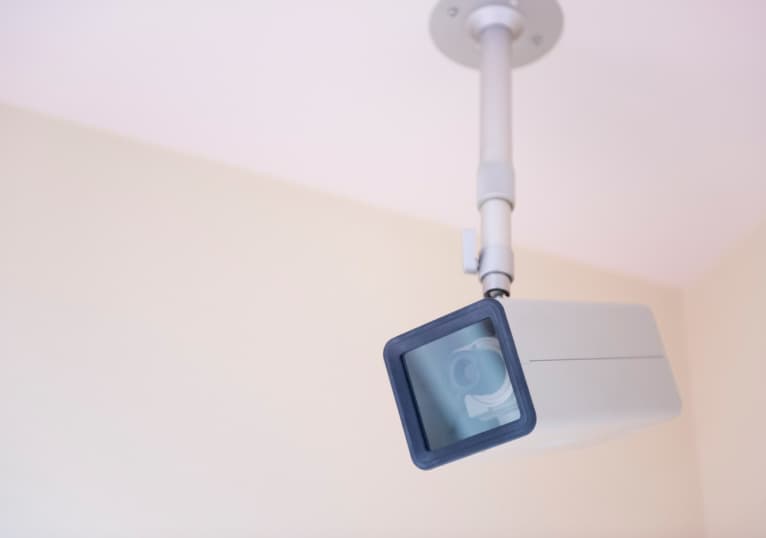 24時間営業のジムはスタッフがいない時間が心配